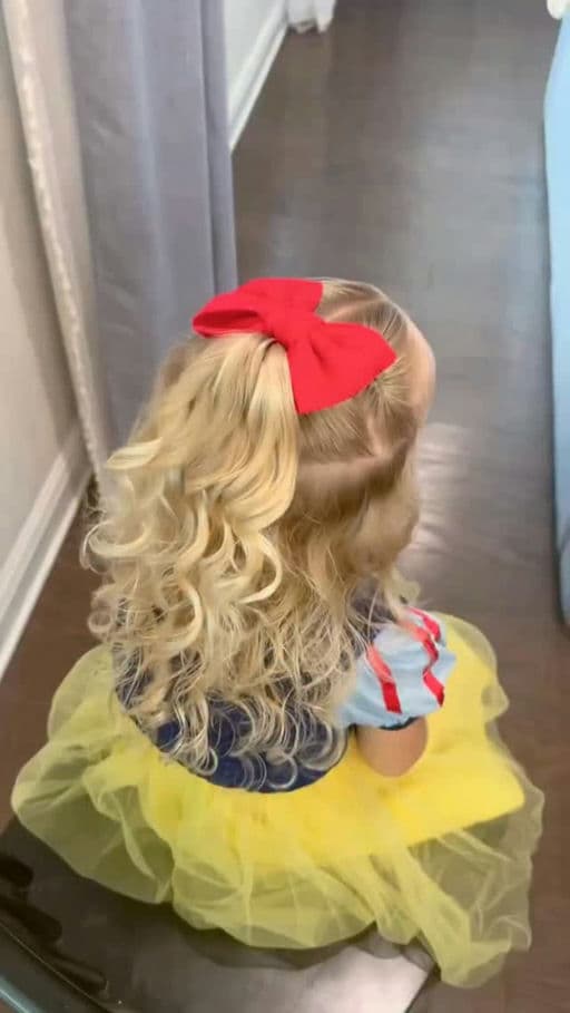 Snow White Hairstyle