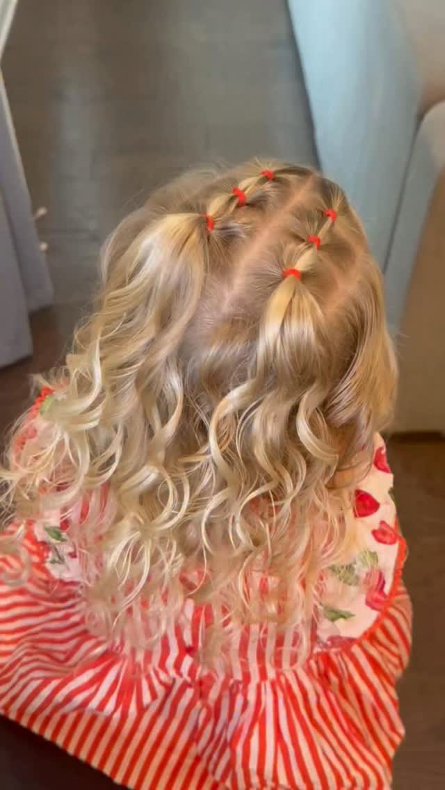 Quick Red Elastic Half-Up