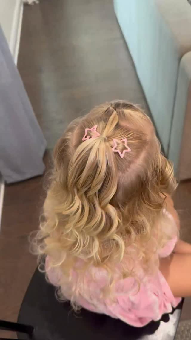 Star Clip Half-Up
